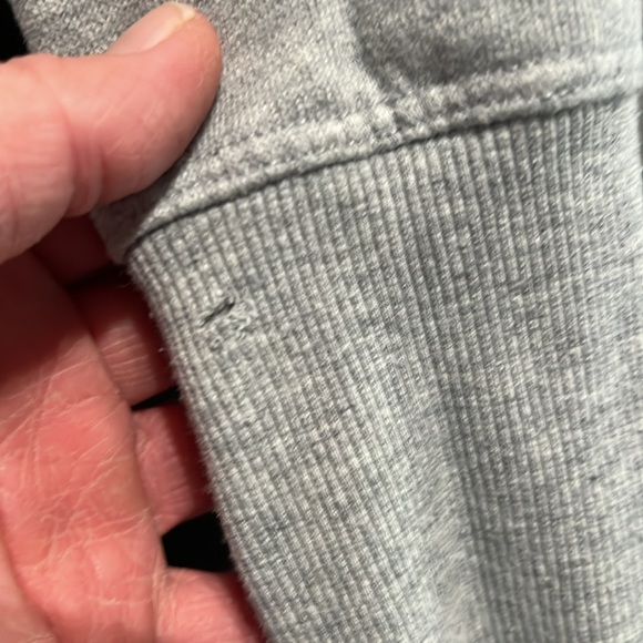 Calvin Klein performance sweatshirt - Picture 7 of 7